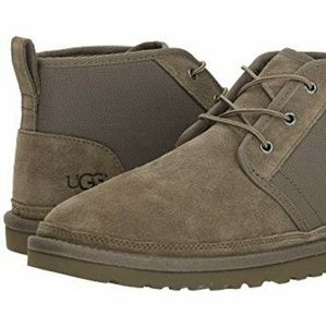 Men's UGGS ankle boots size 13